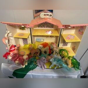 My Little Pony Assorted Pink Yellow Green Blue Purple Ponies with Playset
